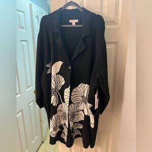 NWT Liz Claiborne Chic Elegant Black White Cardigan with pockets.